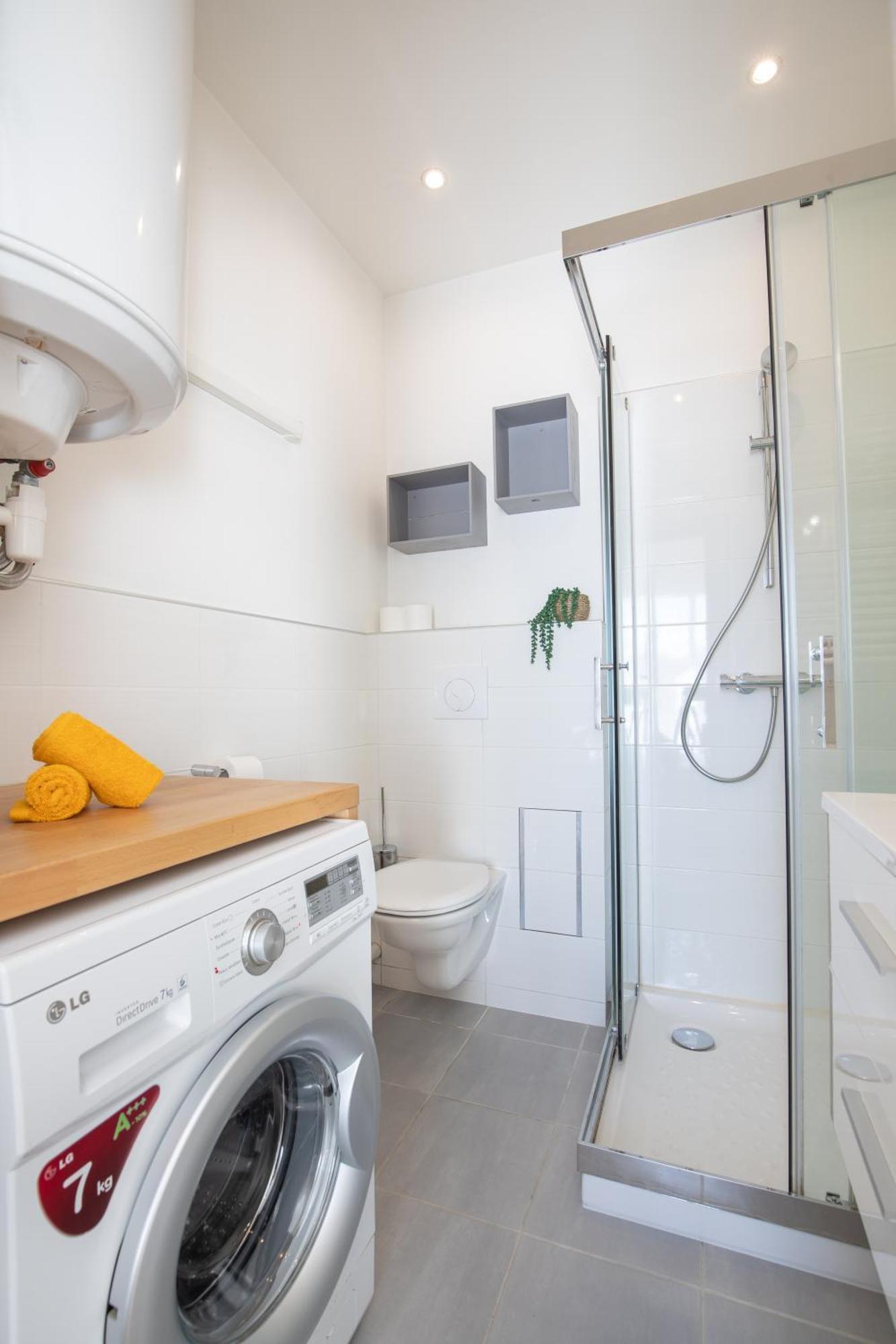 Le Partage Des Eaux - 4 Couchages - Hypercentre - Clim - Wifi Lägenhet LʼIsle-sur-la-Sorgue Exteriör bild