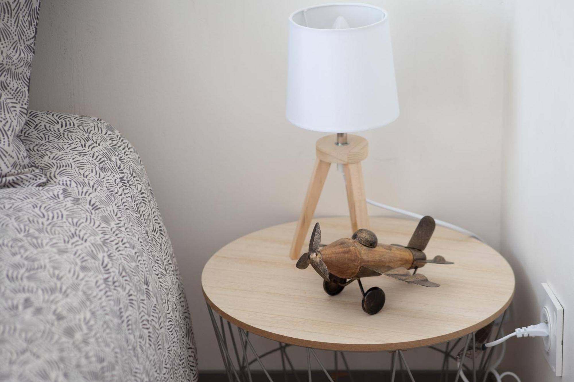Le Partage Des Eaux - 4 Couchages - Hypercentre - Clim - Wifi Lägenhet LʼIsle-sur-la-Sorgue Exteriör bild