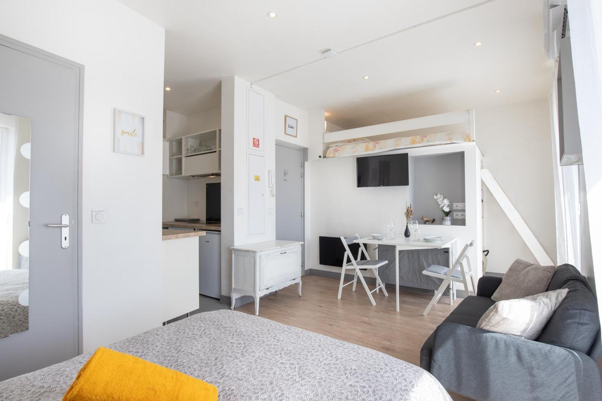 Le Partage Des Eaux - 4 Couchages - Hypercentre - Clim - Wifi Lägenhet LʼIsle-sur-la-Sorgue Exteriör bild